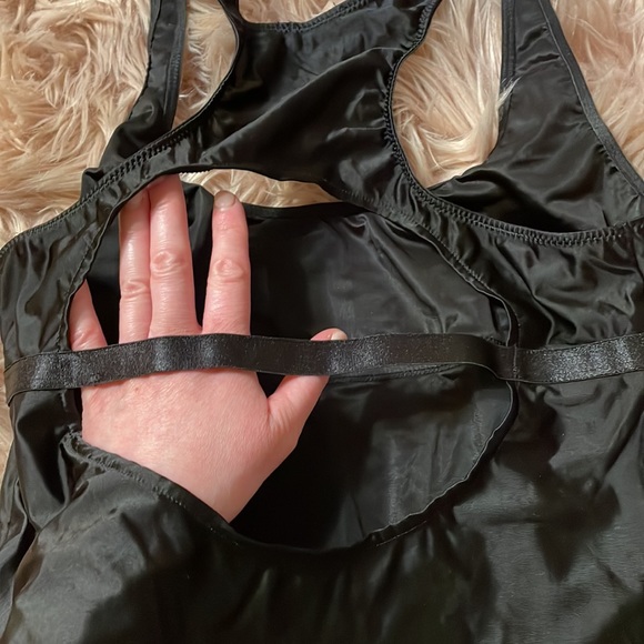 Sexy Bodysuit Urban Outfitters READ FIRST Size Medium - Picture 6 of 10